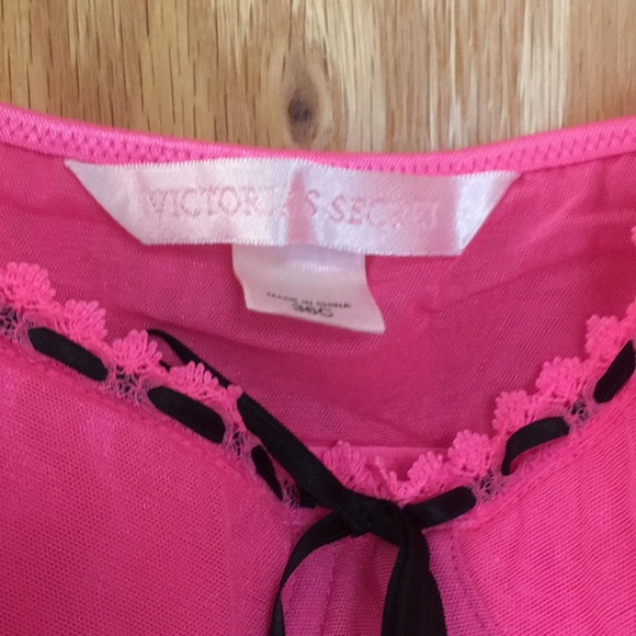 Hot pink slip - Picture 4 of 4